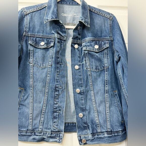 Gap Women’s Medium Wash Blue Denim Jean Jacket Sz M EUC - Picture 2 of 10